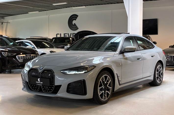 Grå BMW i4 fra 2022