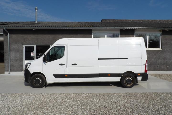 Hvid Renault Master IV T35 fra 2022