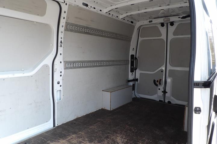 Hvid Renault Master IV T35 fra 2022