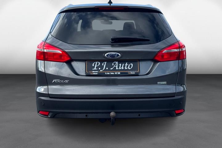 Grå Ford Focus fra 2017