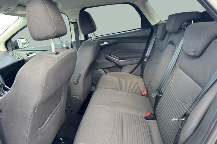 Grå Ford Focus fra 2017
