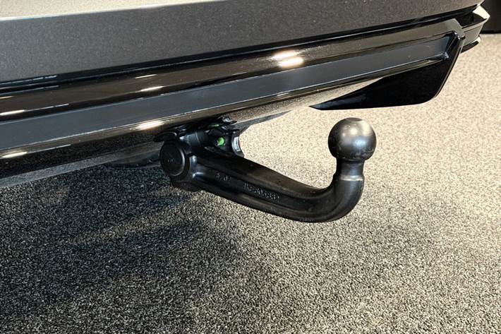 Grå Audi e-tron fra 2023