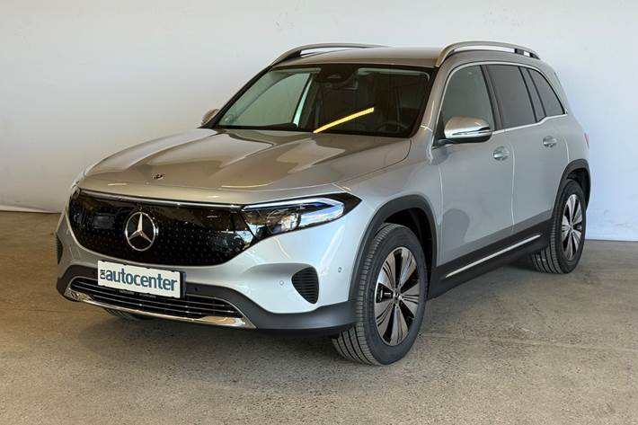 Sølv Mercedes EQB250+ fra 2025