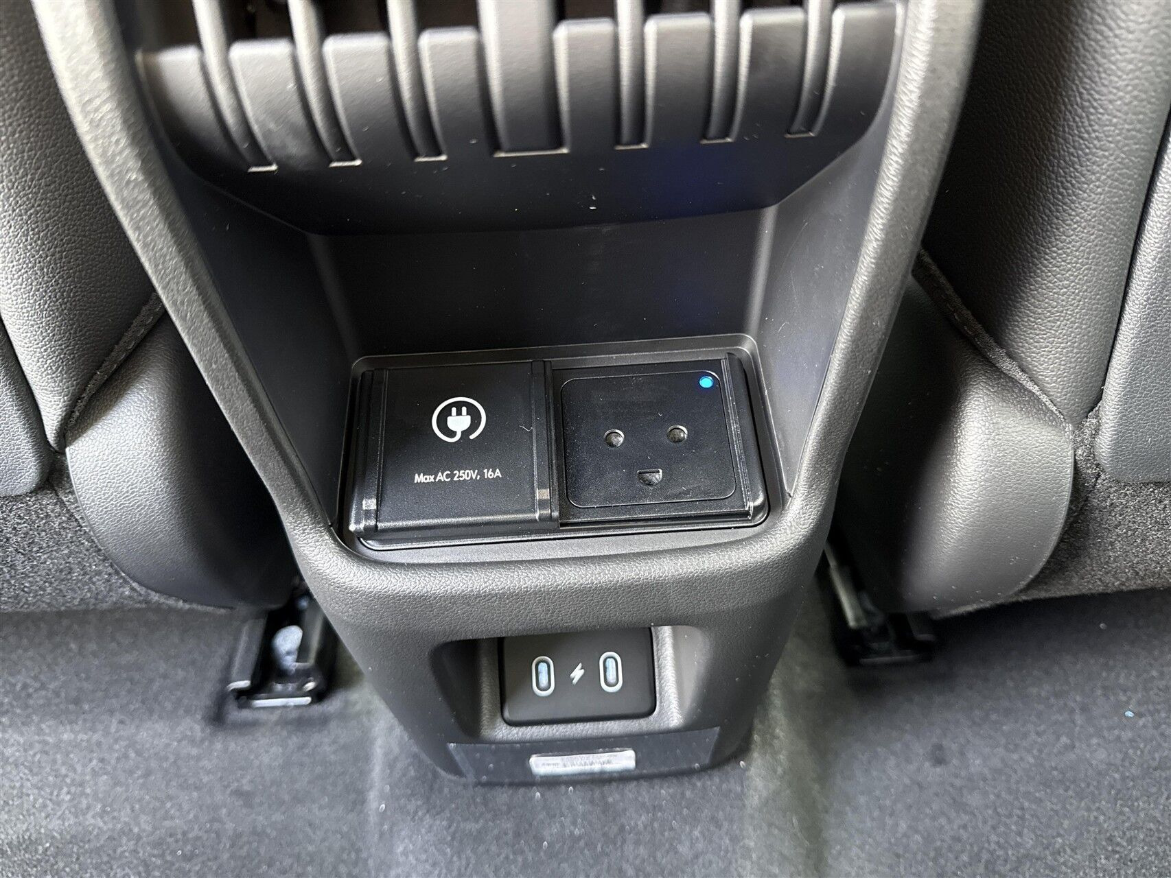 Sort Hyundai Kona fra 2026