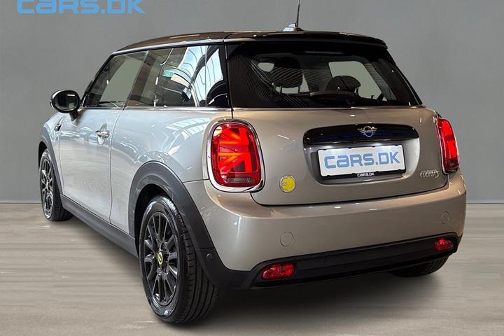 Grå Mini Cooper fra 2024