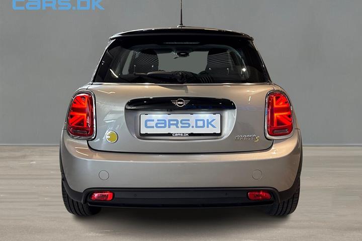 Grå Mini Cooper fra 2024