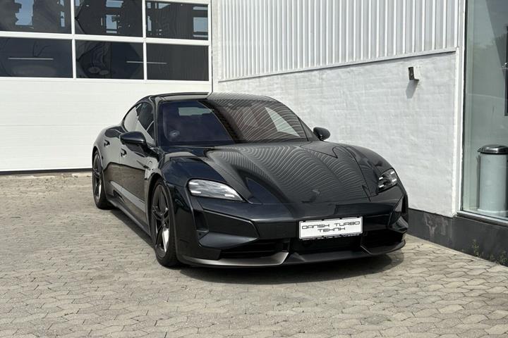 undefined Porsche Taycan fra 2024