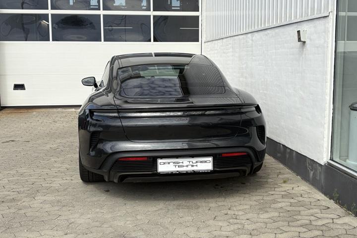 undefined Porsche Taycan fra 2024
