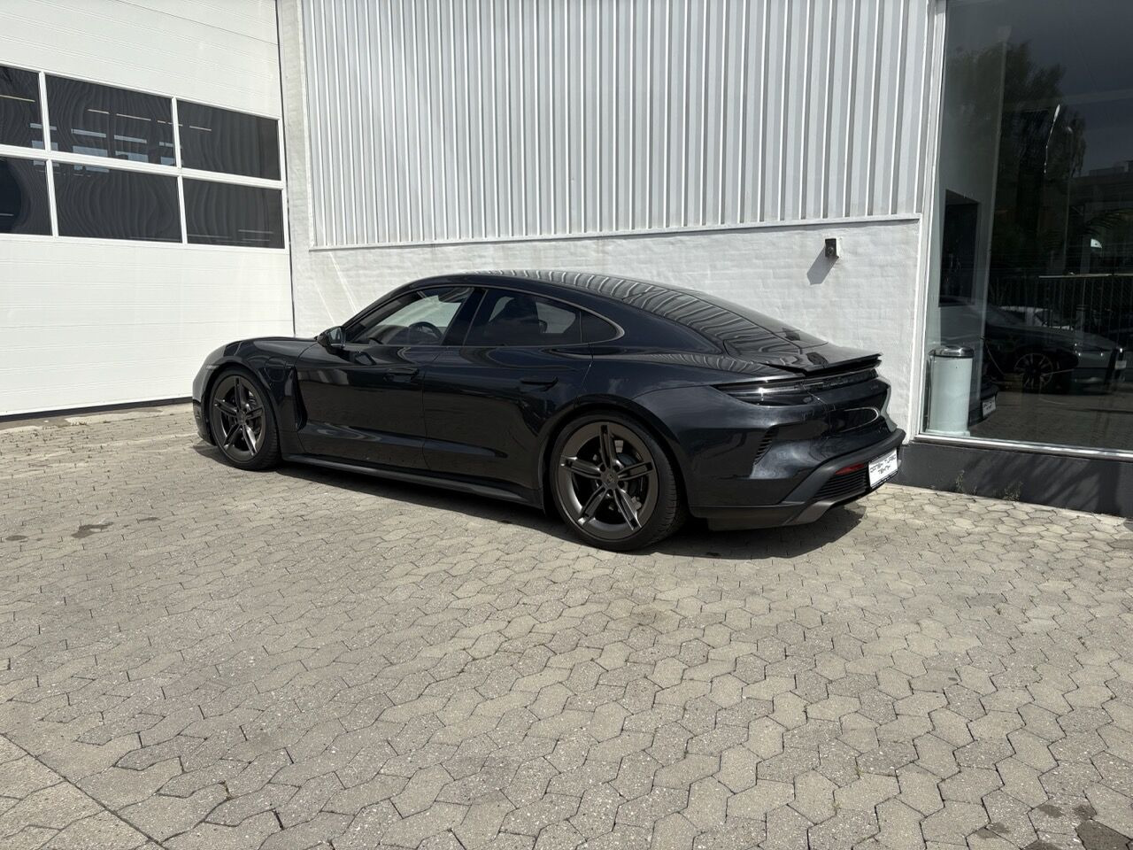 undefined Porsche Taycan fra 2024
