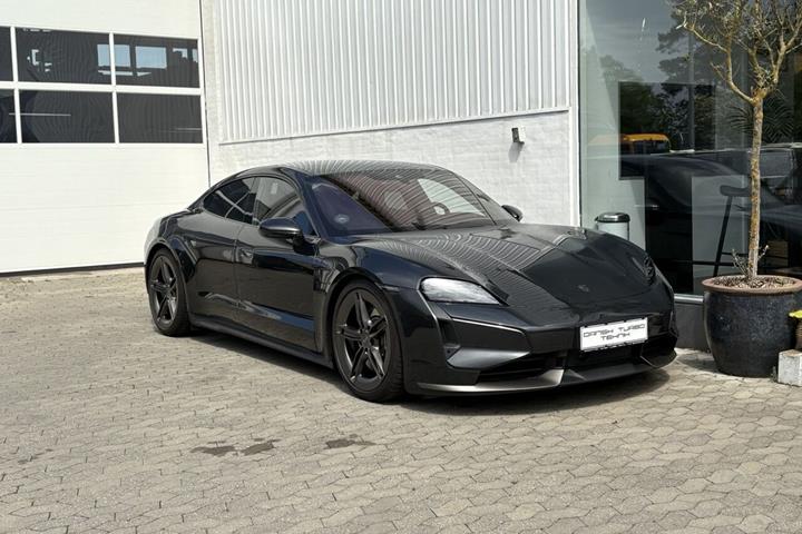 undefined Porsche Taycan fra 2024
