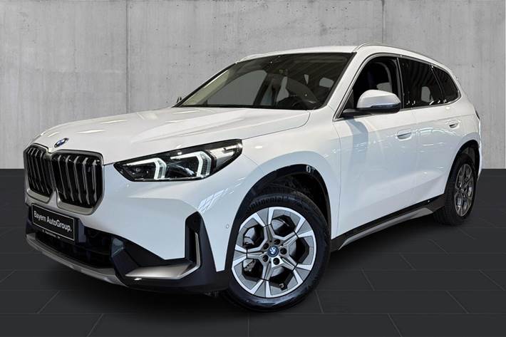 Hvid BMW iX1 fra 2023