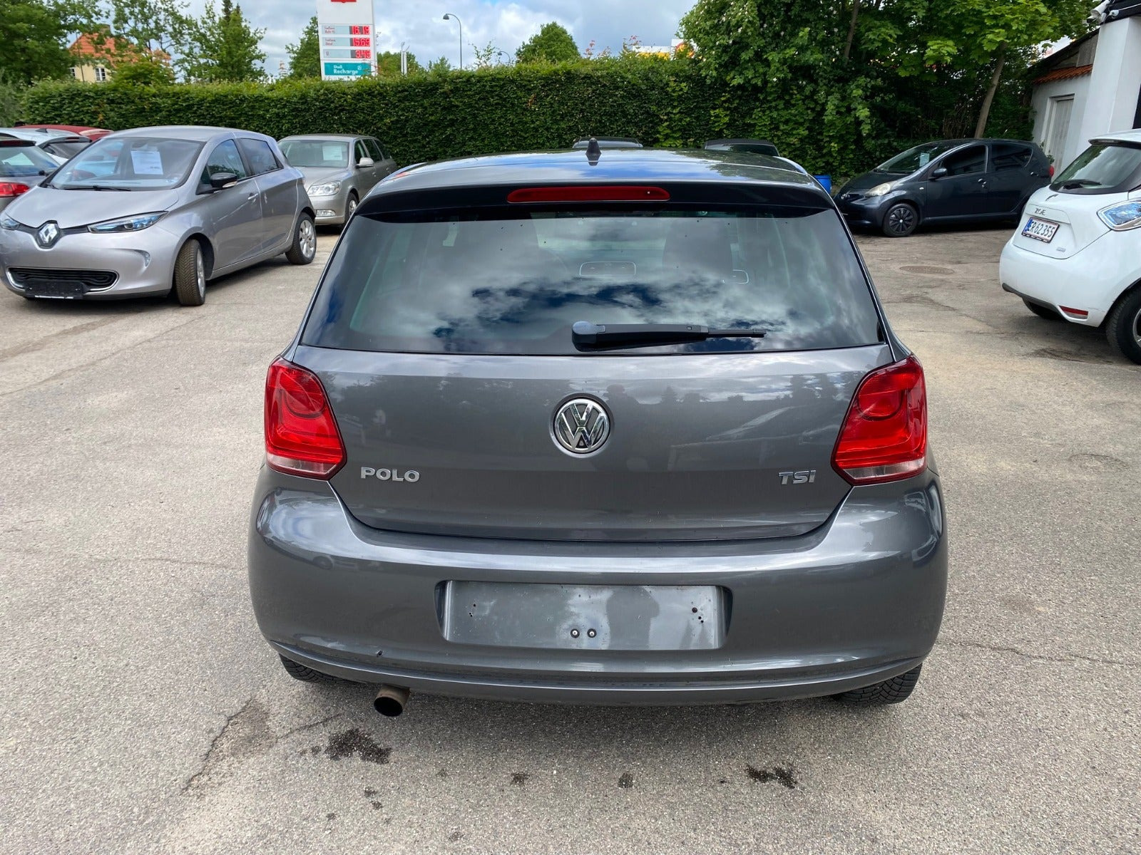 Grå VW Polo fra 2013
