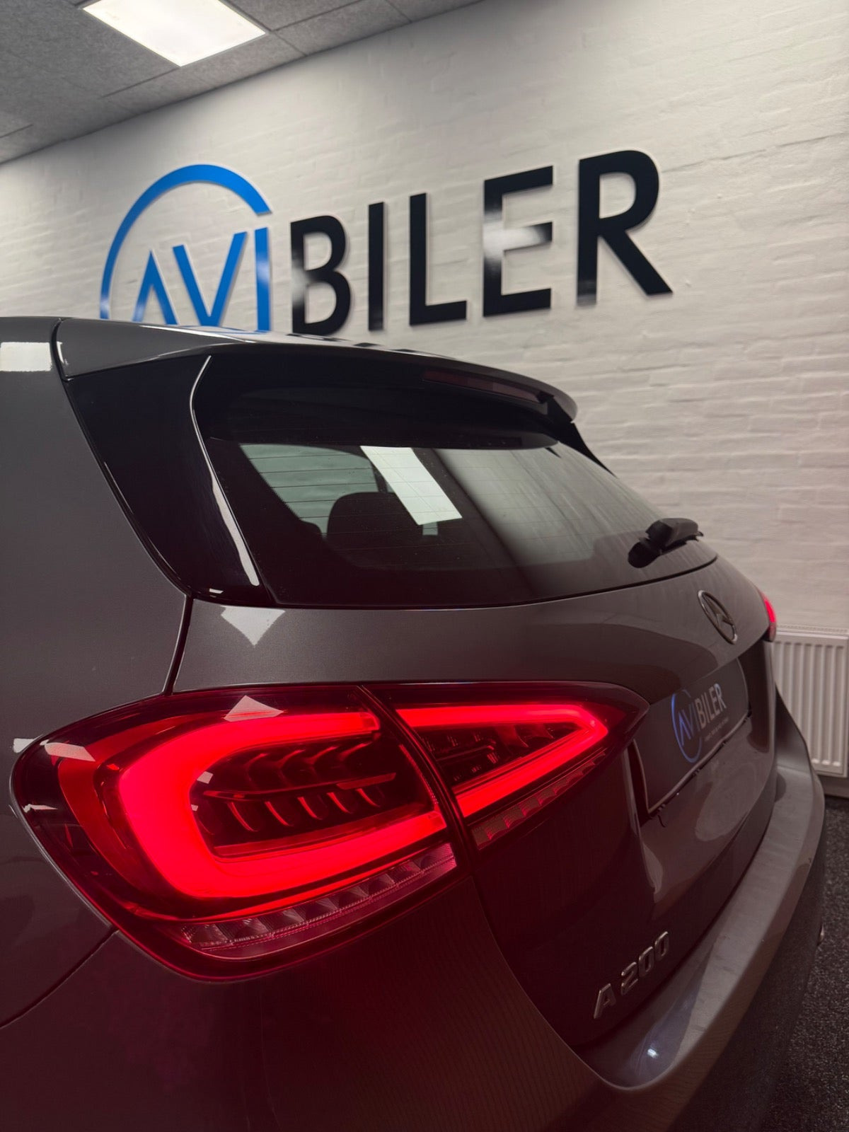 Grå Mercedes A200 fra 2020