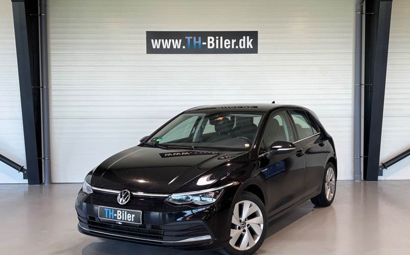 VW Golf VIII 1,5 eTSi 150 Style DSG