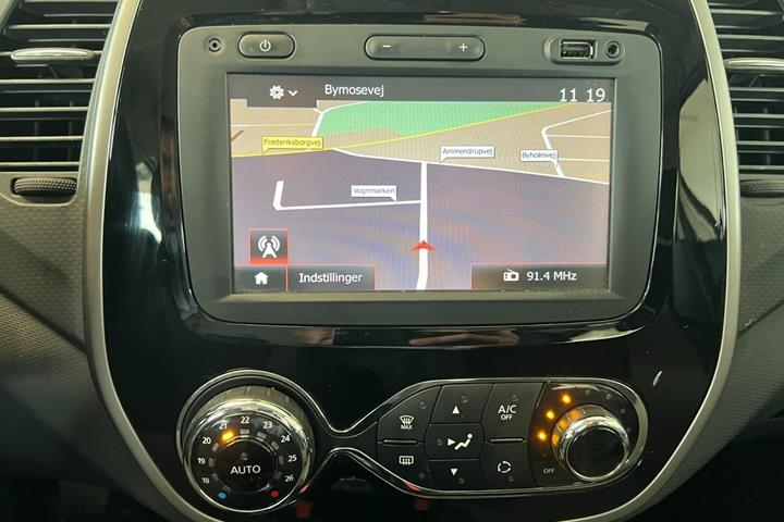 Hvid Renault Captur fra 2016