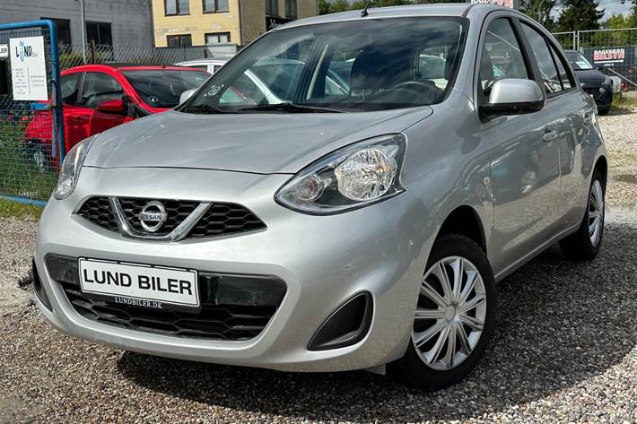 Sølv Nissan Micra fra 2017