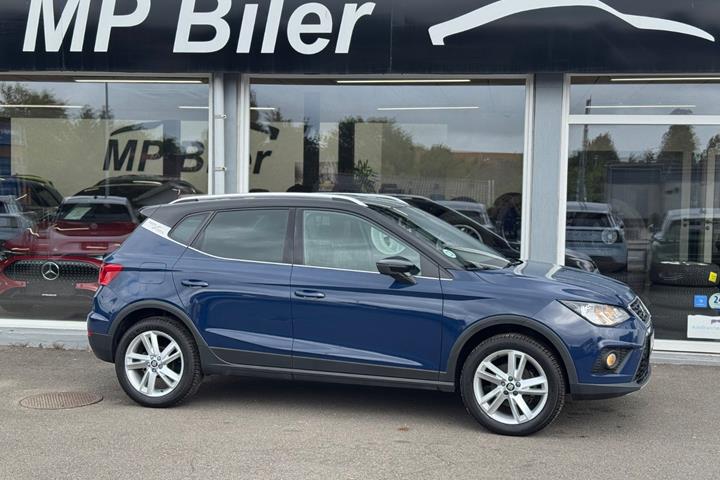 Blå Seat Arona fra 2018