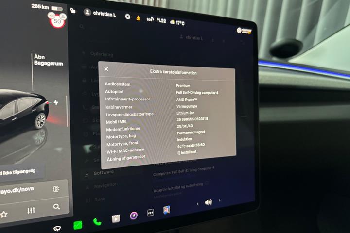 Sort Tesla Model 3 fra 2024