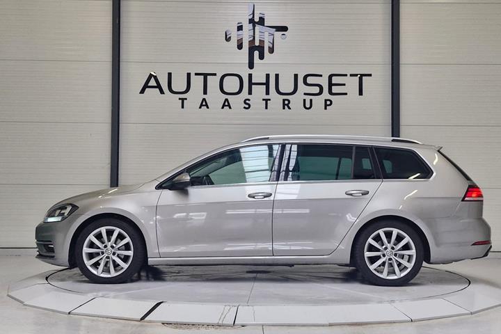 Sølv VW Golf VII fra 2019