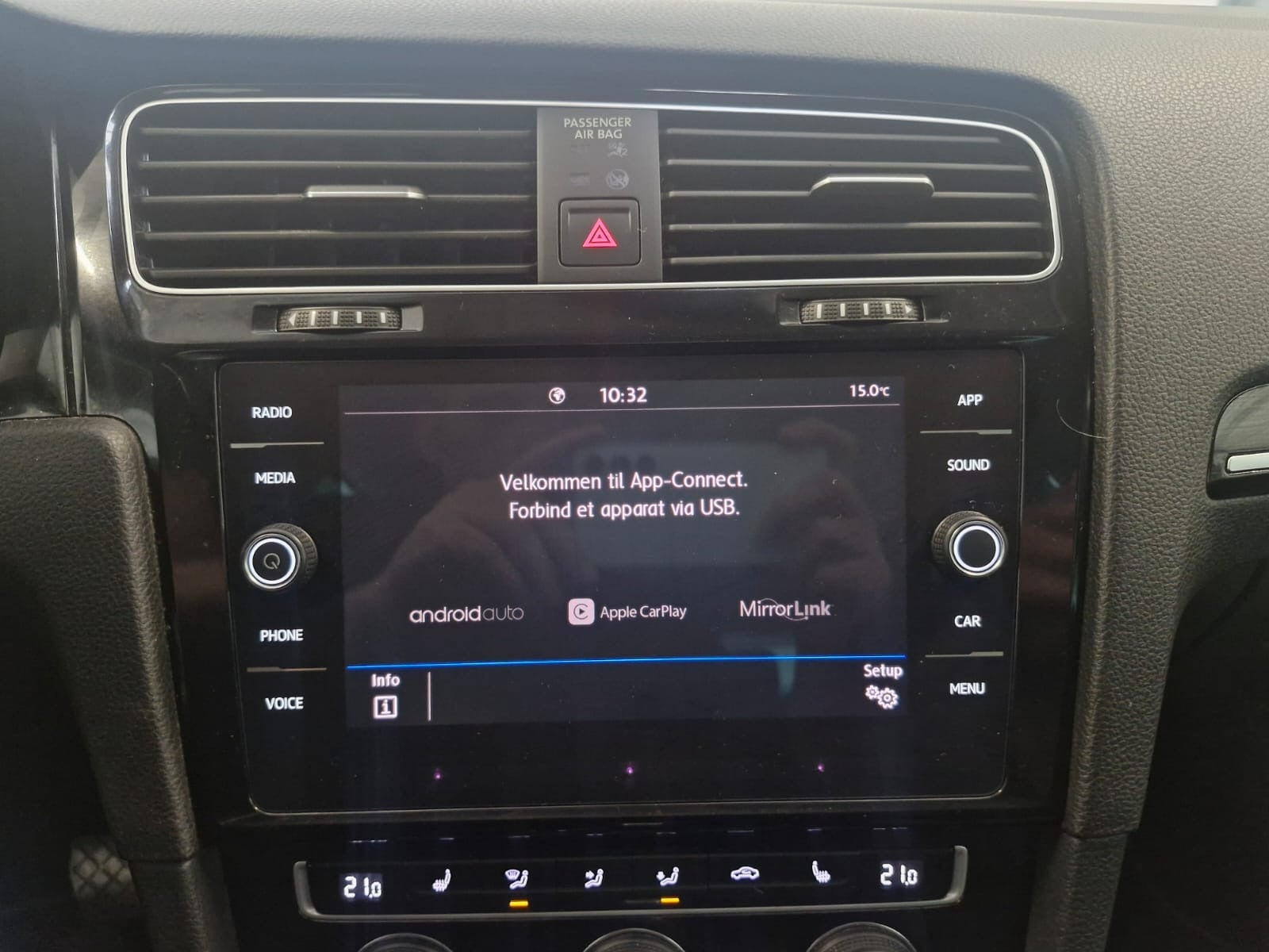Sølv VW Golf VII fra 2019