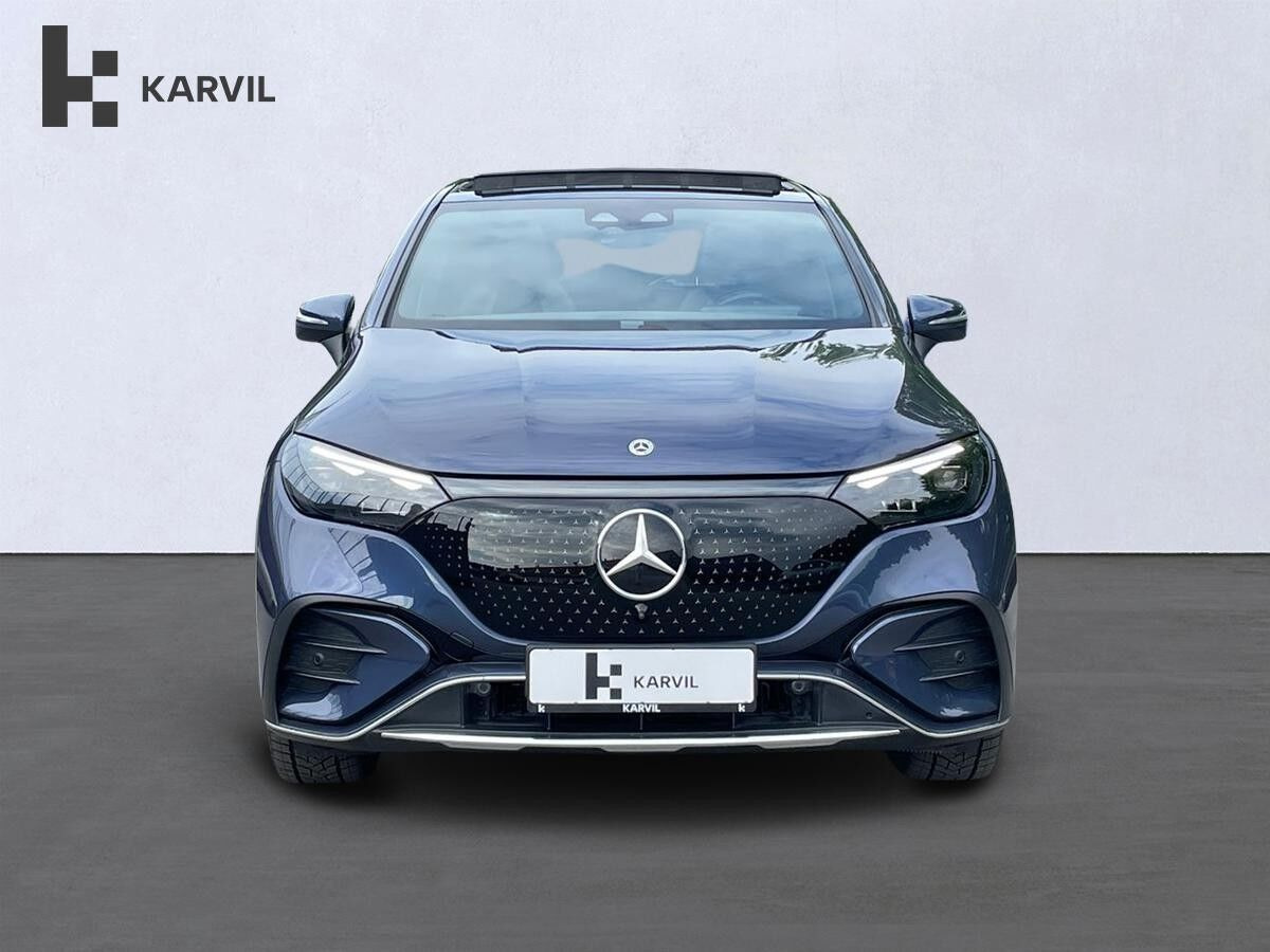 Blå Mercedes EQE350 SUV fra 2025