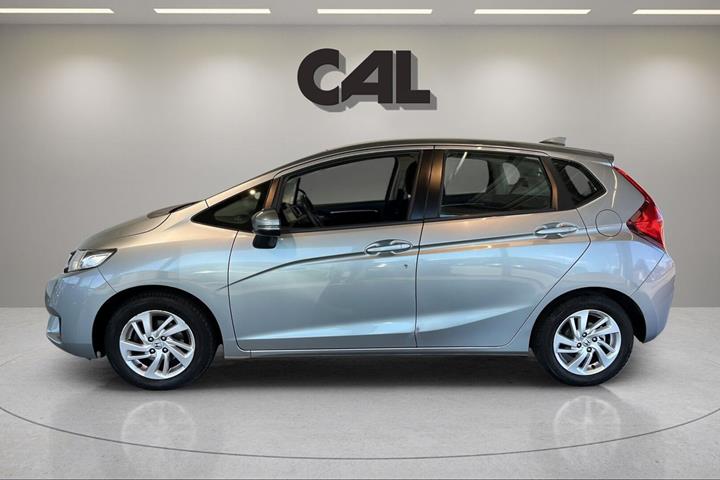 Sølv Honda Jazz fra 2016