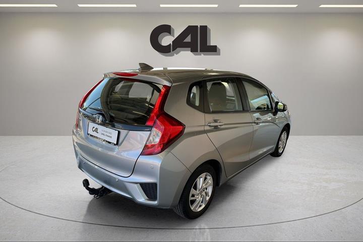 Sølv Honda Jazz fra 2016