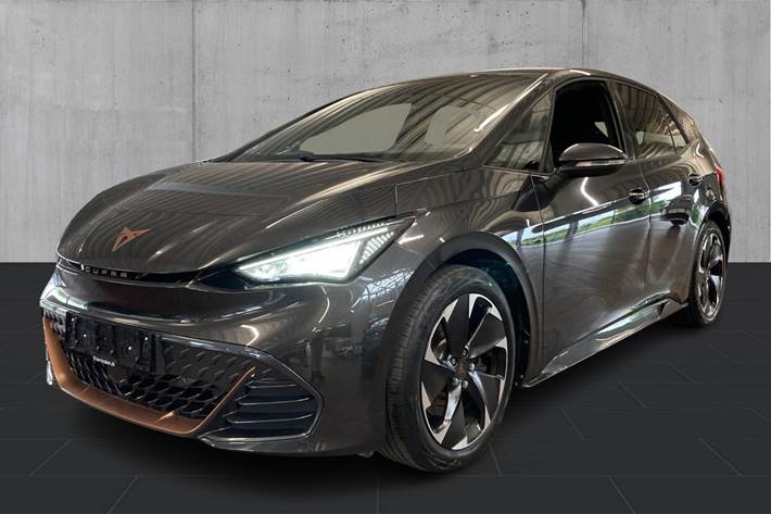 Sort Cupra Born fra 2024 set udefra
