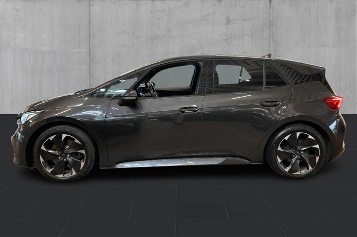 Sort Cupra Born fra 2024