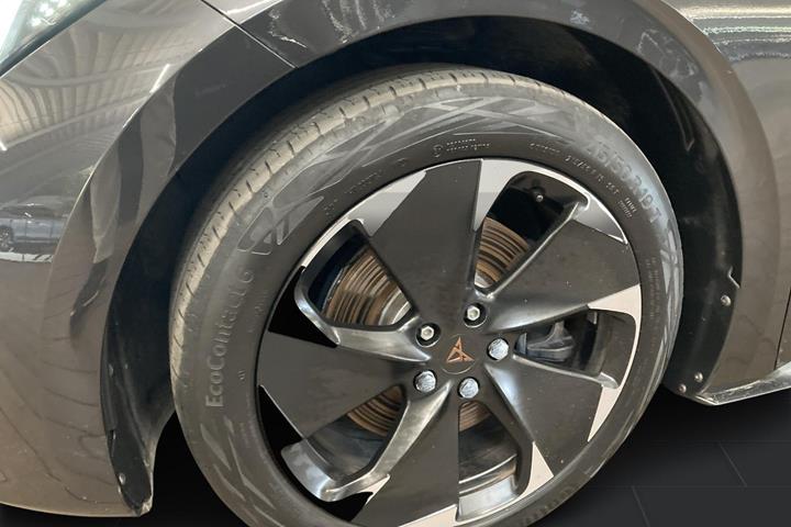 Sort Cupra Born fra 2024