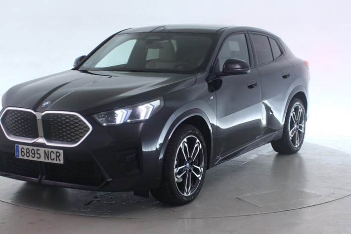 Sort BMW iX2 fra 2025