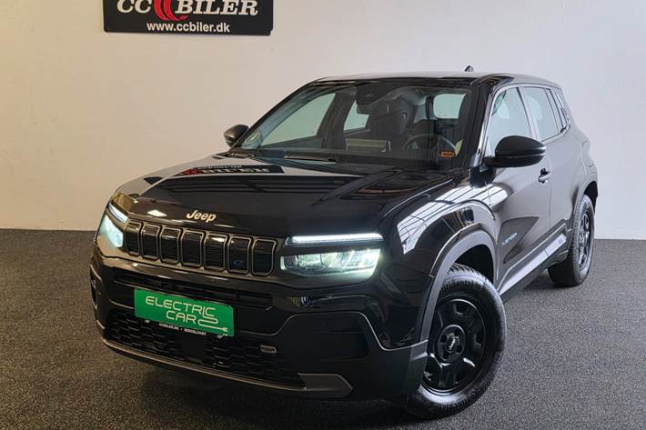 Sort Jeep Avenger fra 2024