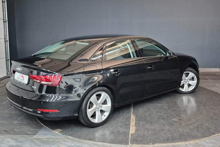 Sort Audi A3 fra 2014