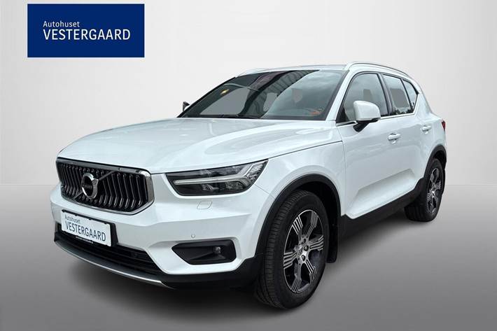 Hvid Volvo XC40 fra 2021
