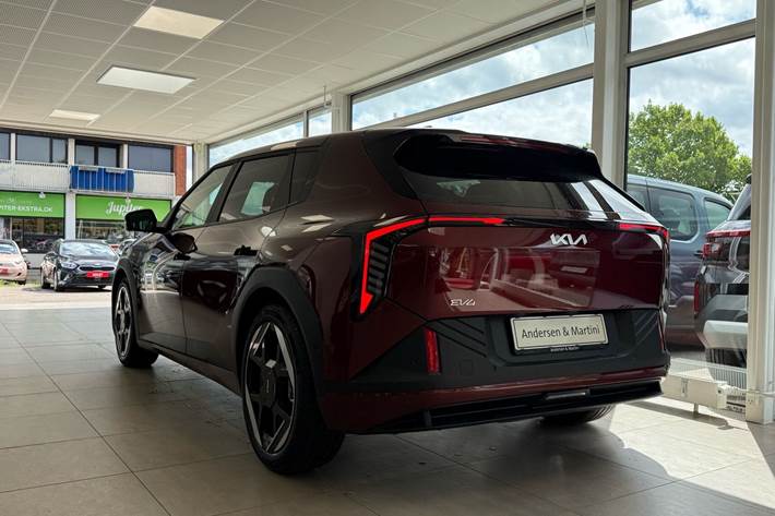 Rød Kia EV4 fra 2026