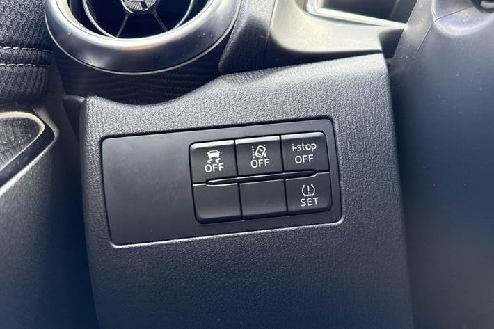 Sort Mazda 2 fra 2022