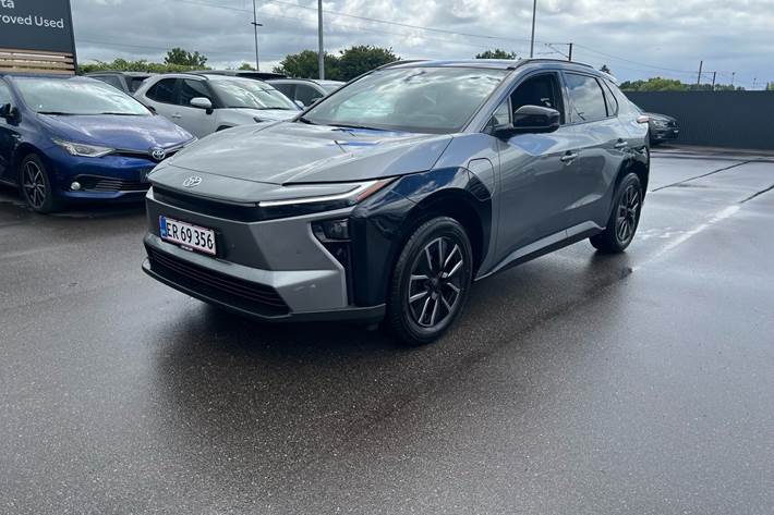 undefined Toyota BZ4X fra 2026