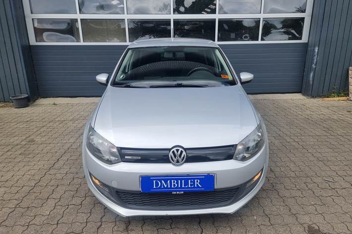 Sølv VW Polo fra 2012