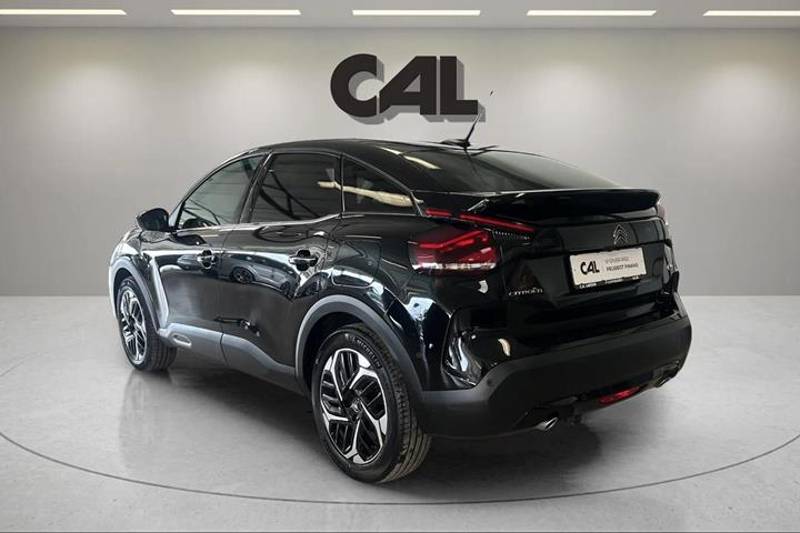 Sort Citroën C4 fra 2022