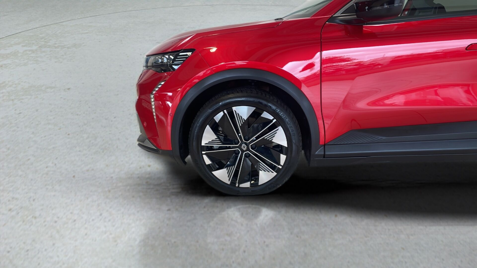 Rød Renault Scénic fra 2024