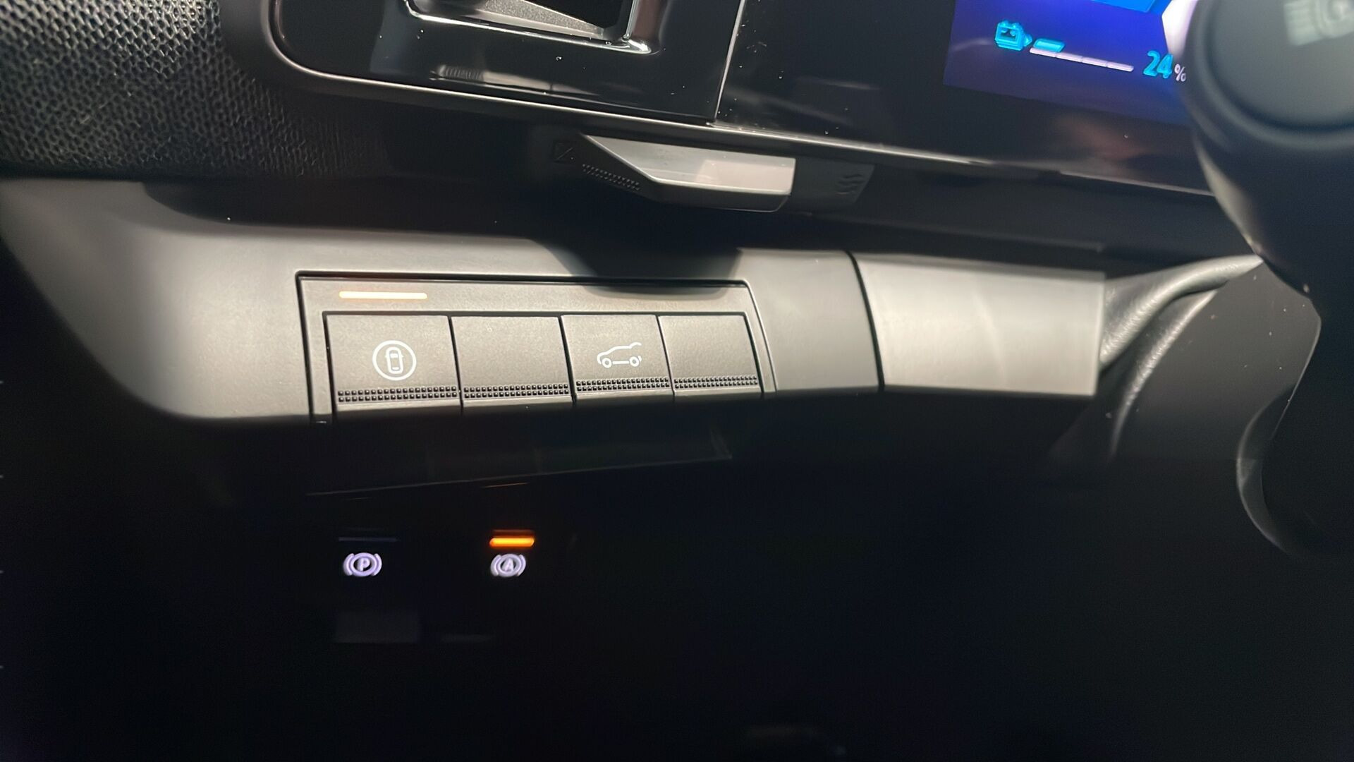 Rød Renault Scénic fra 2024