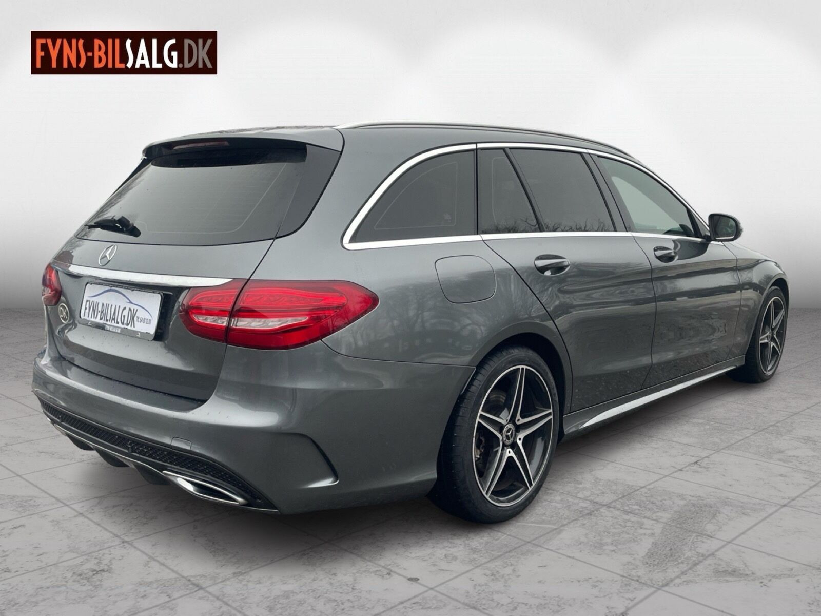Sort Mercedes C220 d fra 2018