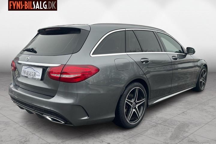 Sort Mercedes C220 d fra 2018