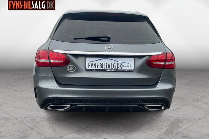 Sort Mercedes C220 d fra 2018