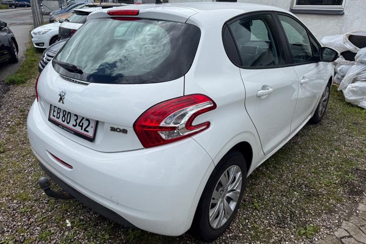 Hvid Peugeot 208 fra 2012