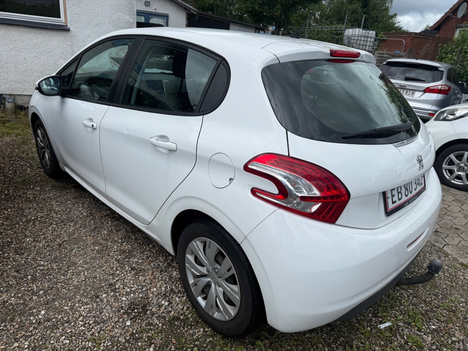 Hvid Peugeot 208 fra 2012