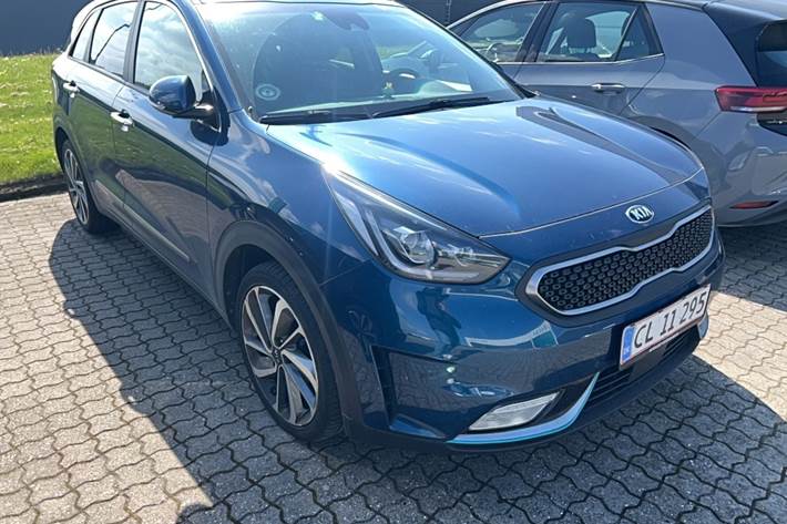 Blå Kia Niro fra 2018