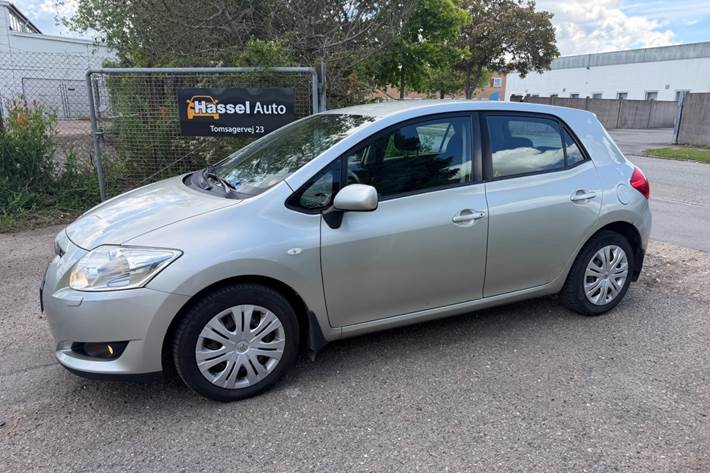 undefined Toyota Auris fra 2008