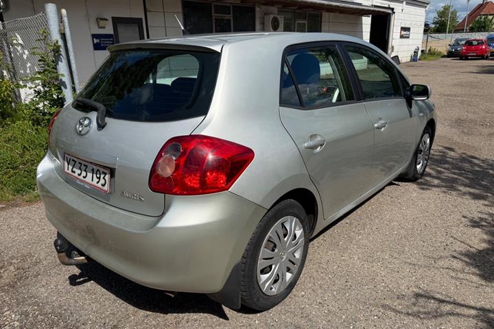 undefined Toyota Auris fra 2008