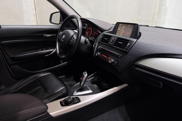 undefined BMW 118i fra 2014